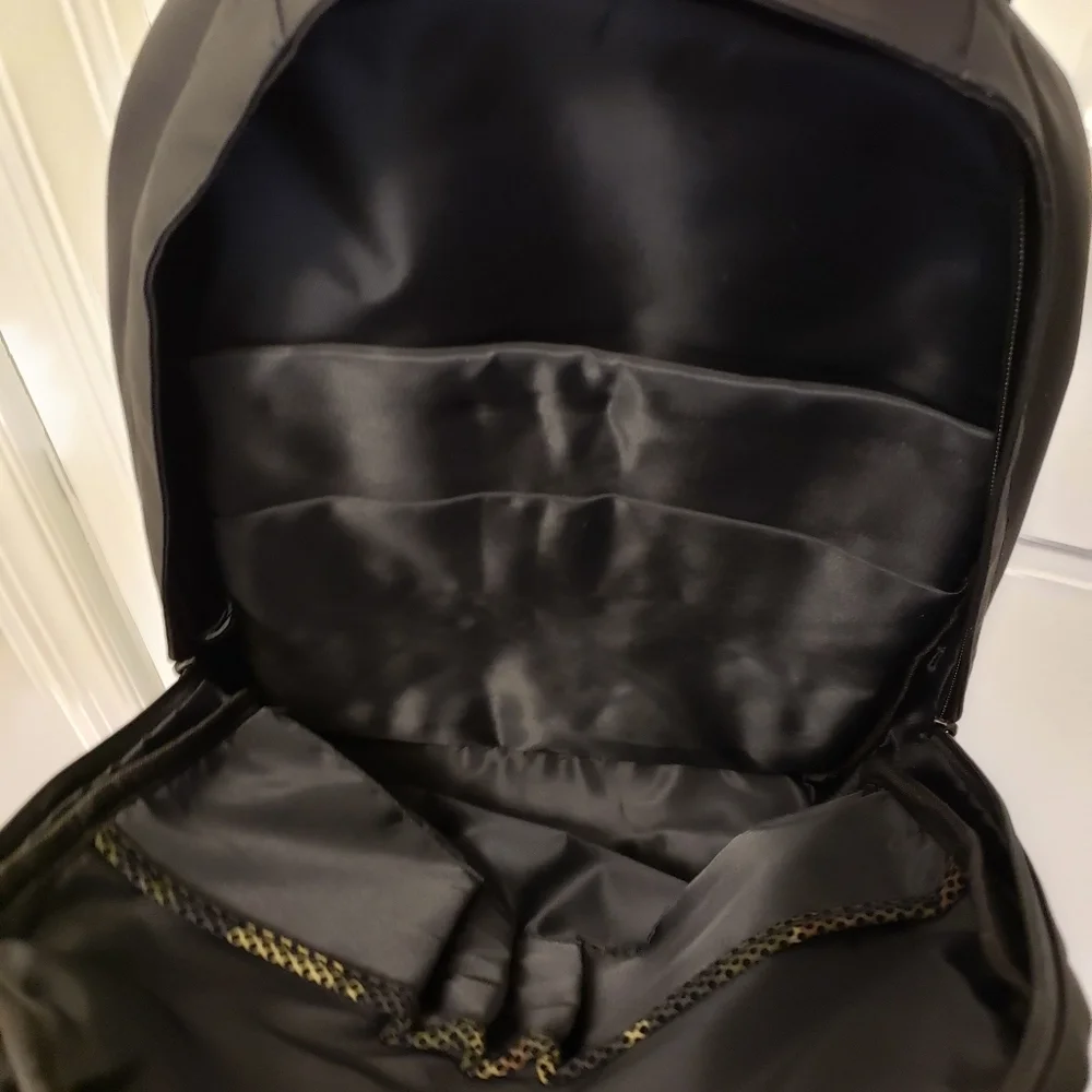 NWT Himz Warrior Camoprint Unisex Backpack/Laptop Bag, School, Work, Gym